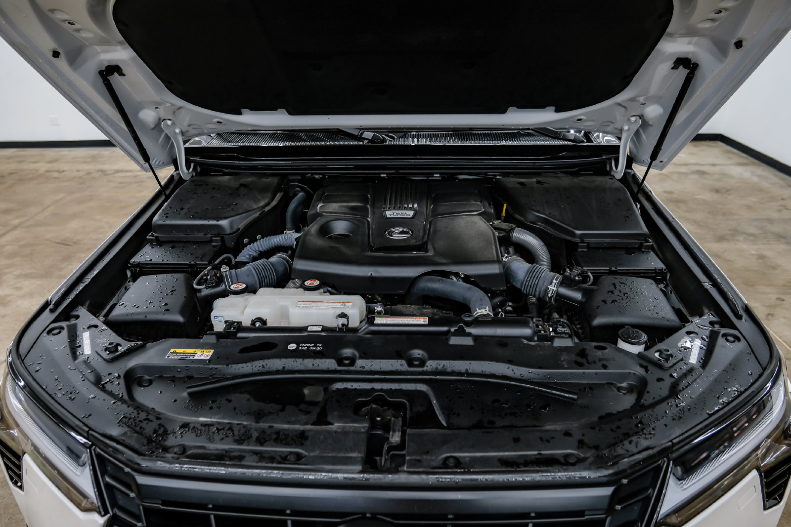 Photo 57 of this Lexus GX 550