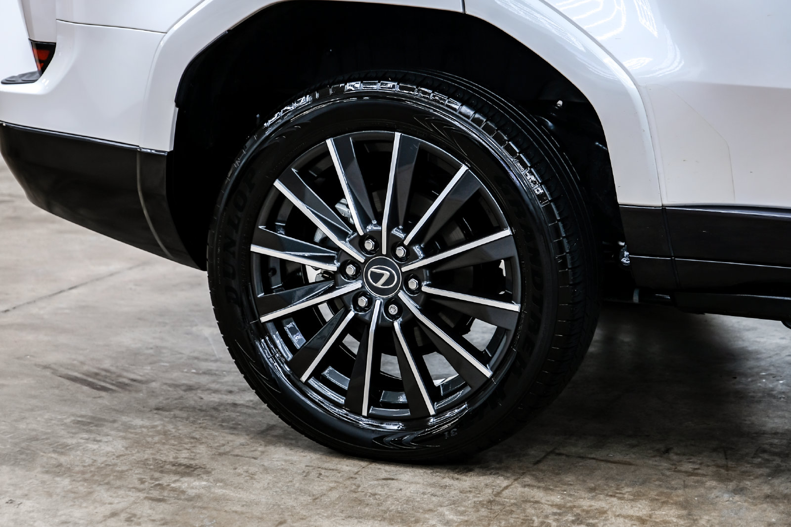 Photo 63 of this Lexus GX 550