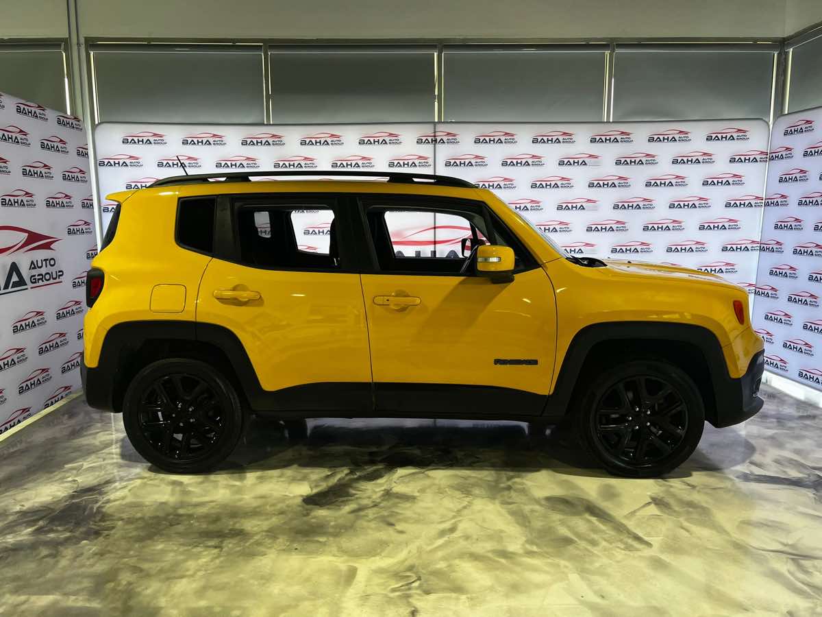 2017 Jeep Renegade Latitude North Edition photo 4