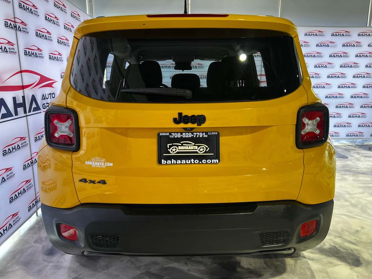 2017 Jeep Renegade Latitude North Edition photo 2