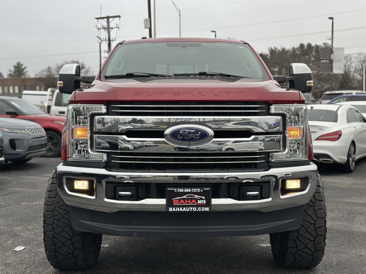 2018 Ford F-250 Lariat photo 2