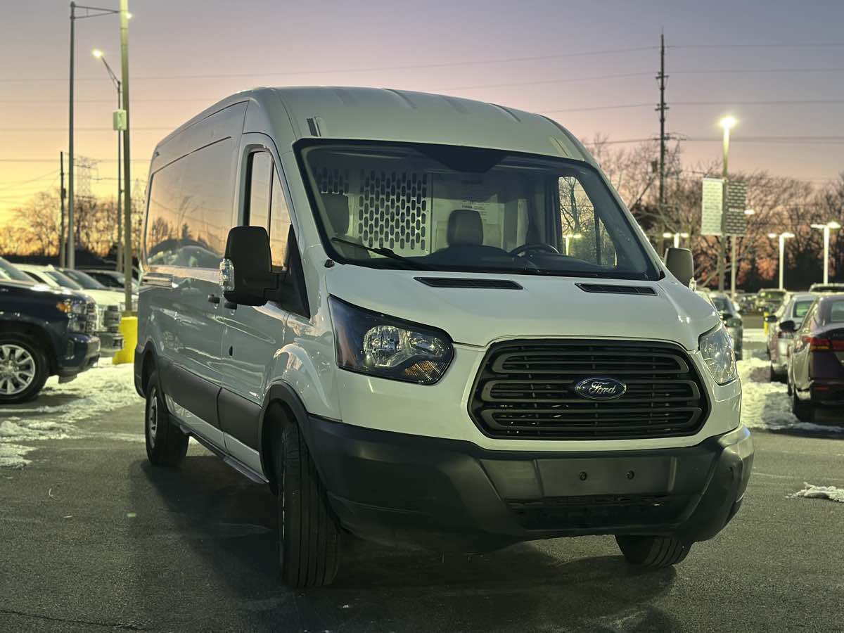 2019 Ford Transit Van photo 3