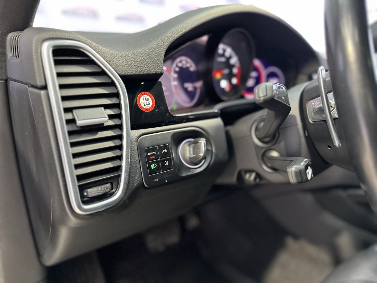 2021 Porsche Cayenne Base - Photo 9