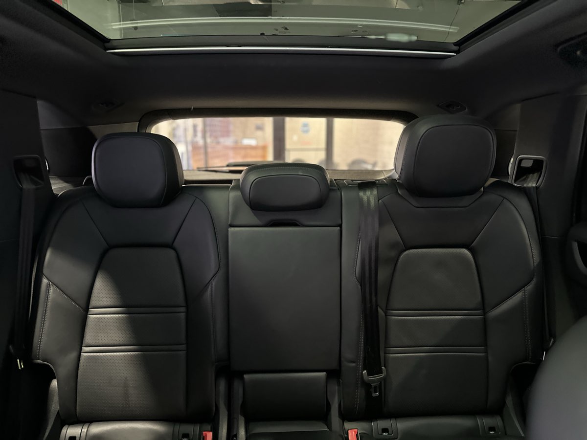 2021 Porsche Cayenne Base - Photo 11