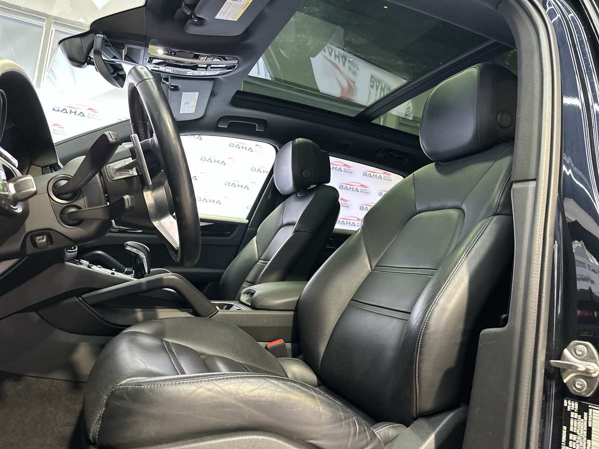 2021 Porsche Cayenne Base - Photo 13