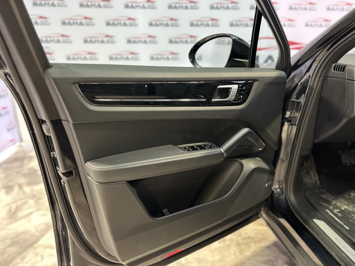 2021 Porsche Cayenne Base - Photo 42