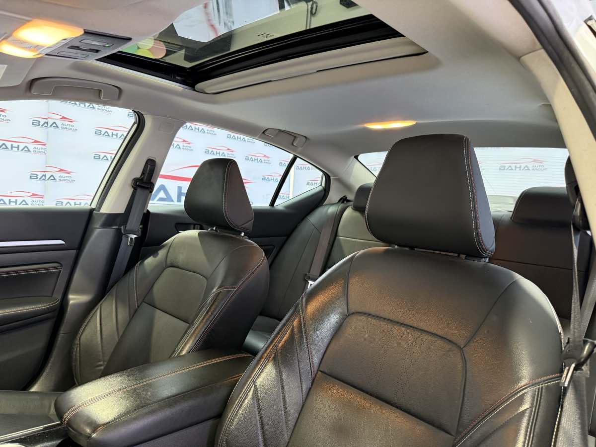 2023 Nissan Altima SR - Photo 39