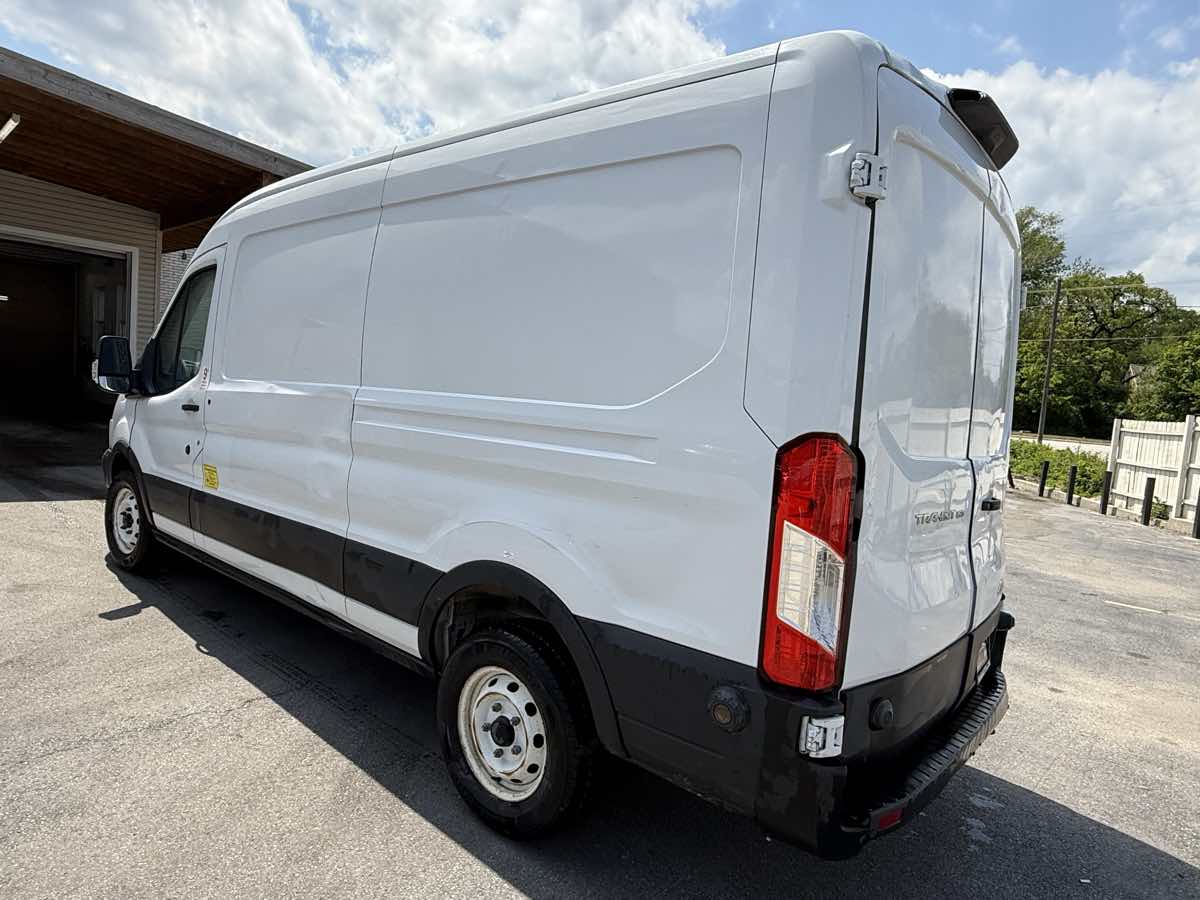 2019 Ford Transit Van photo 3