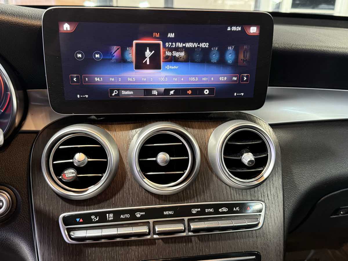 2021 MERCEDES-BENZ GLC-CLASS - Image 17