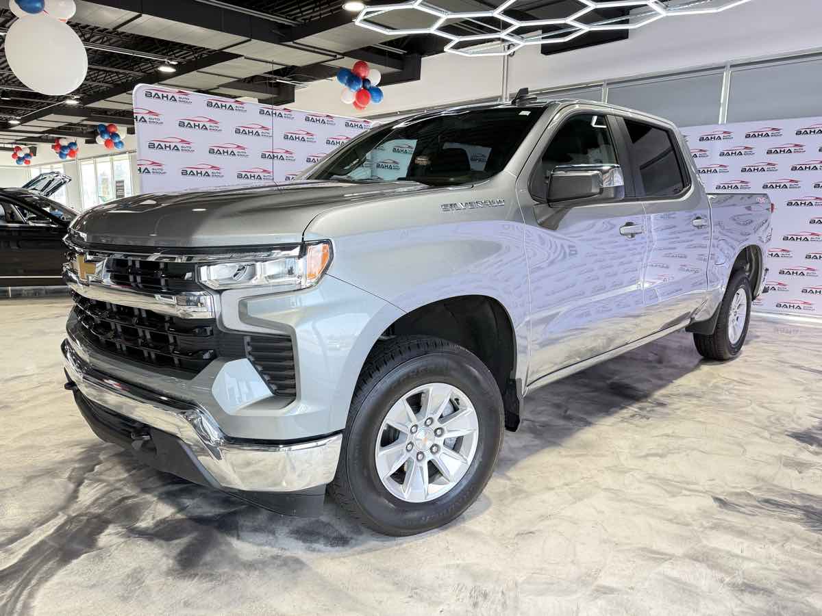 2025 Chevrolet Silverado 1500 LT - Photo 2