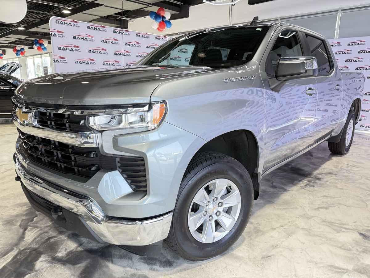 2025 Chevrolet Silverado 1500 LT - Photo 3