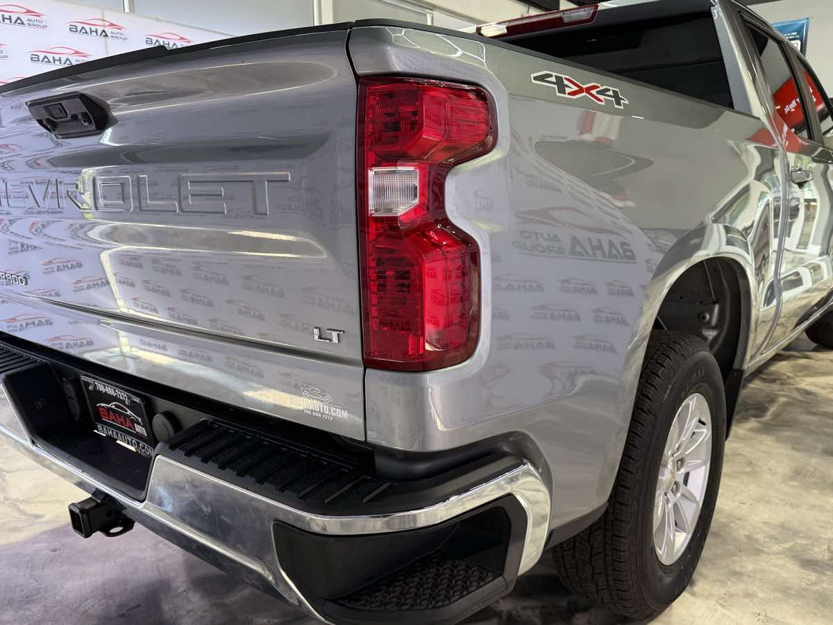 2025 Chevrolet Silverado 1500 LT - Photo 13