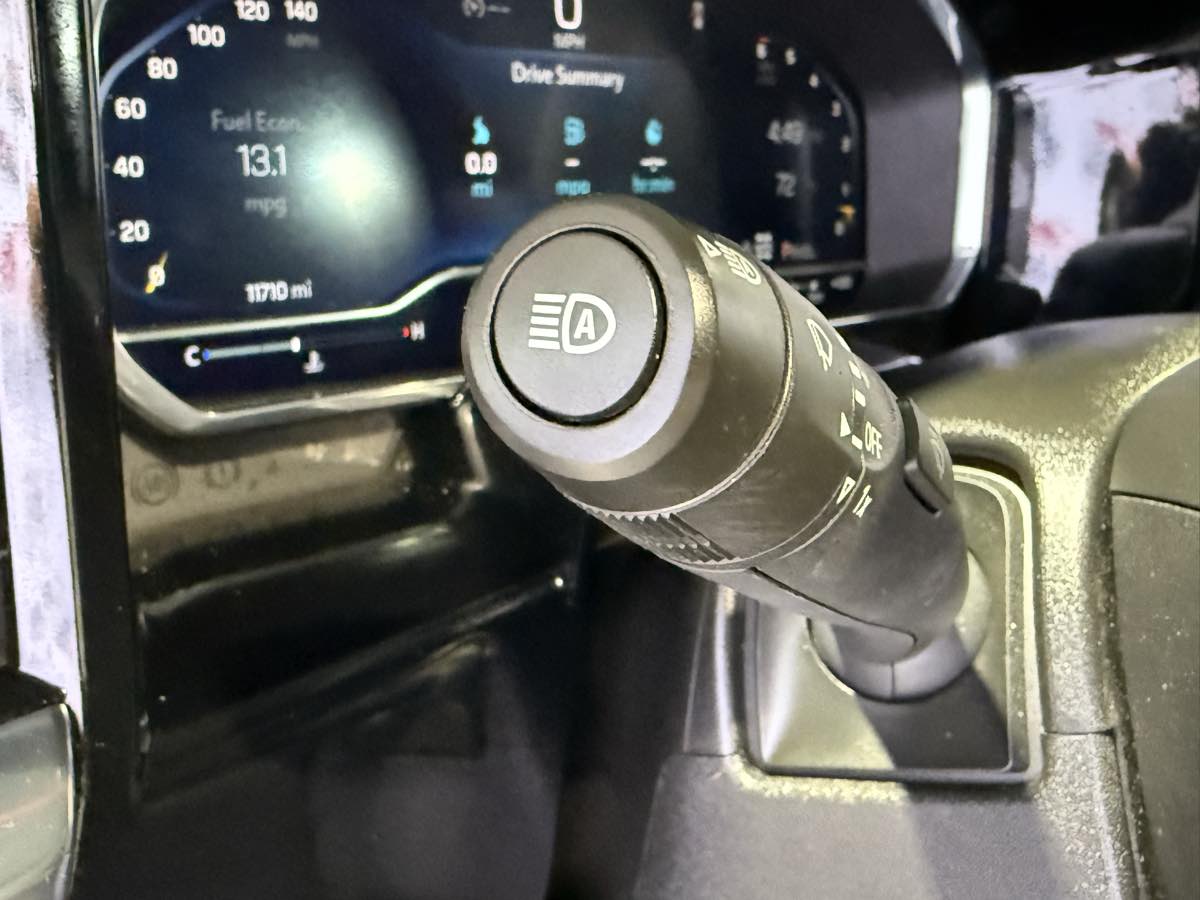 2025 Chevrolet Silverado 1500 LT - Photo 27