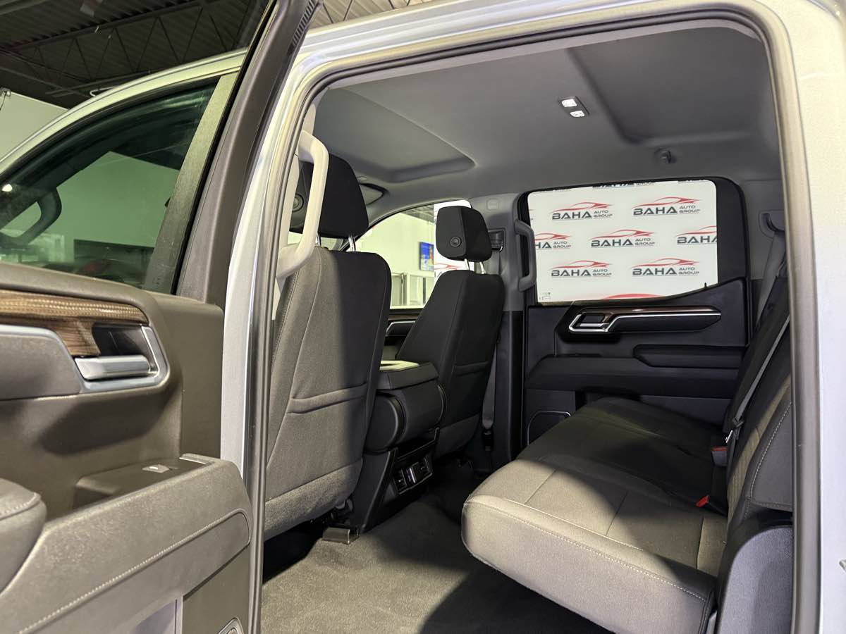 2025 Chevrolet Silverado 1500 LT - Photo 52