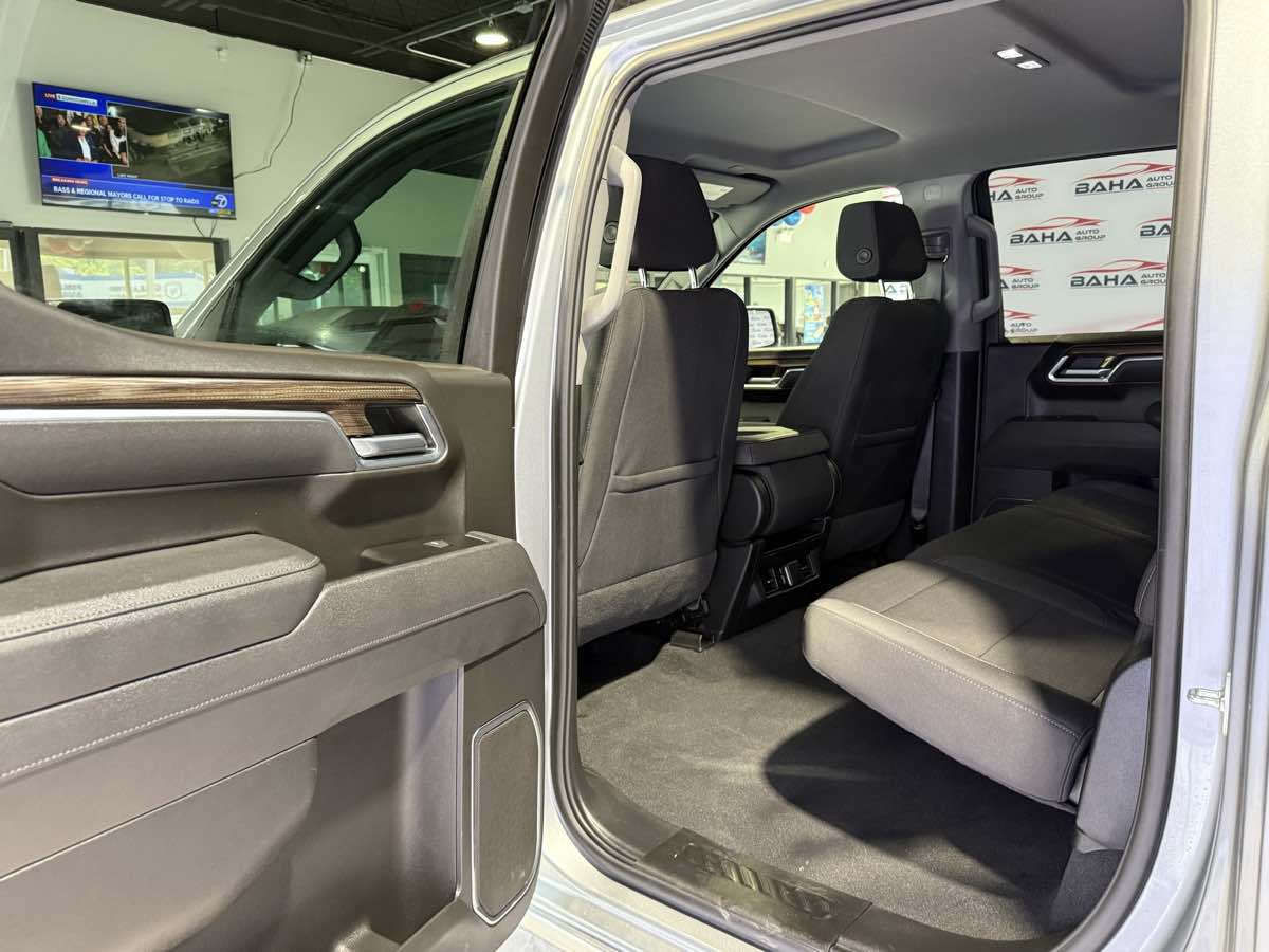 2025 Chevrolet Silverado 1500 LT - Photo 57
