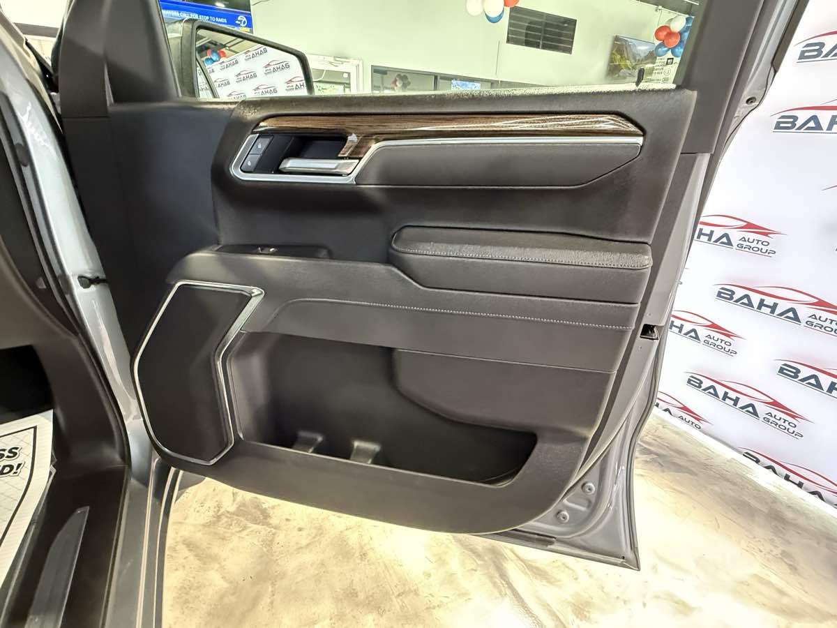 2025 Chevrolet Silverado 1500 LT - Photo 60