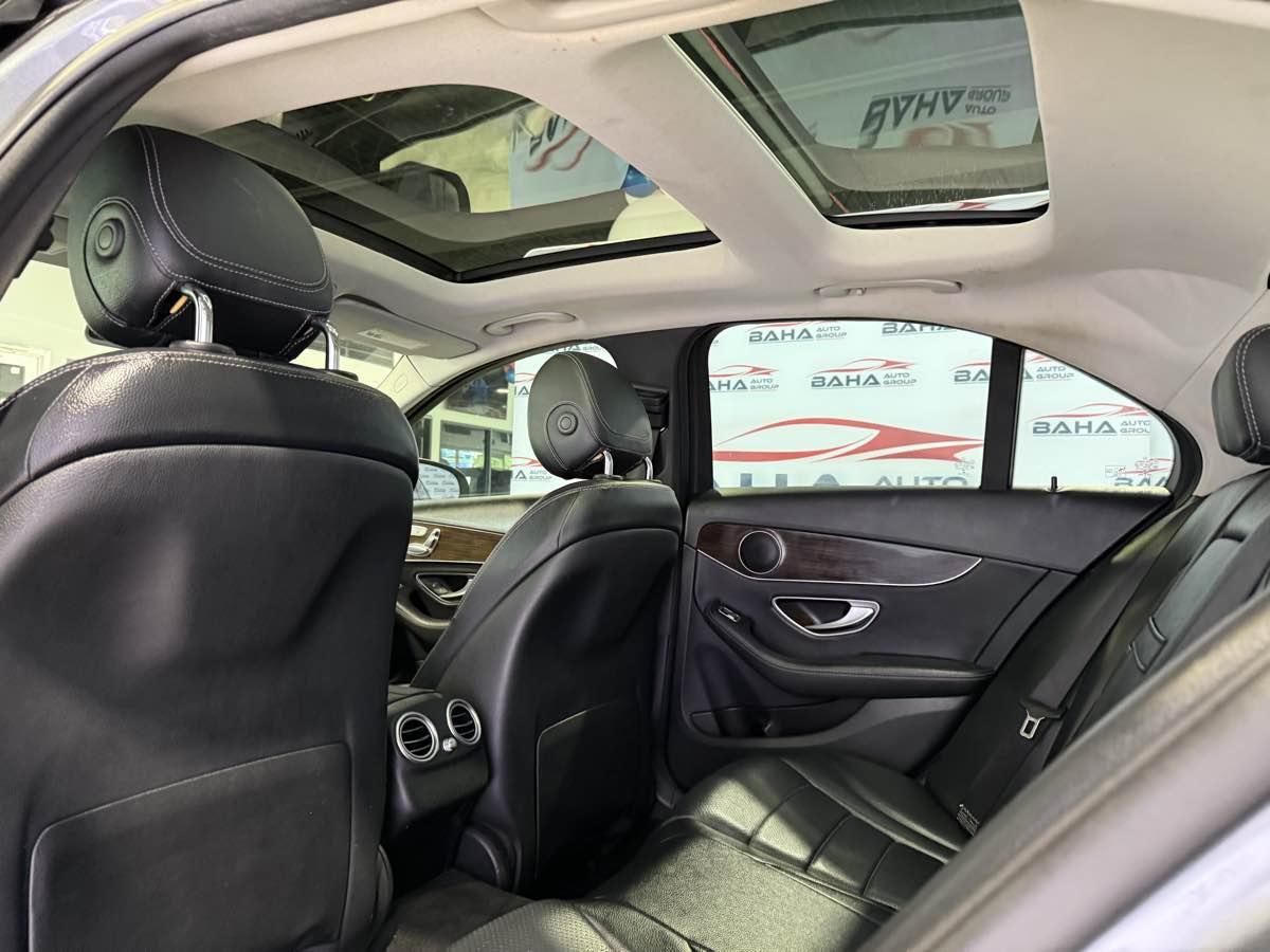 2017 Mercedes-Benz C-Class C300 - Photo 34