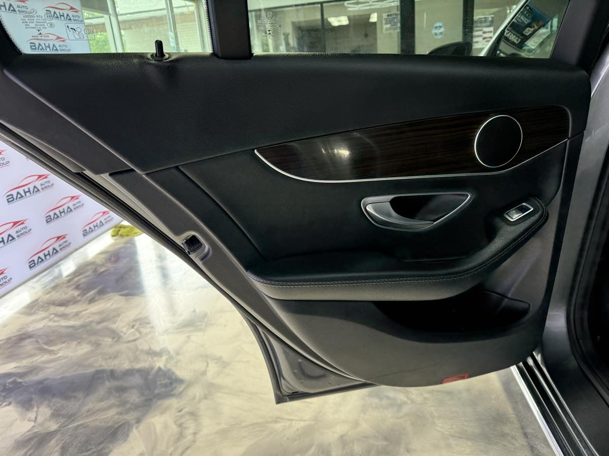2017 Mercedes-Benz C-Class C300 - Photo 37