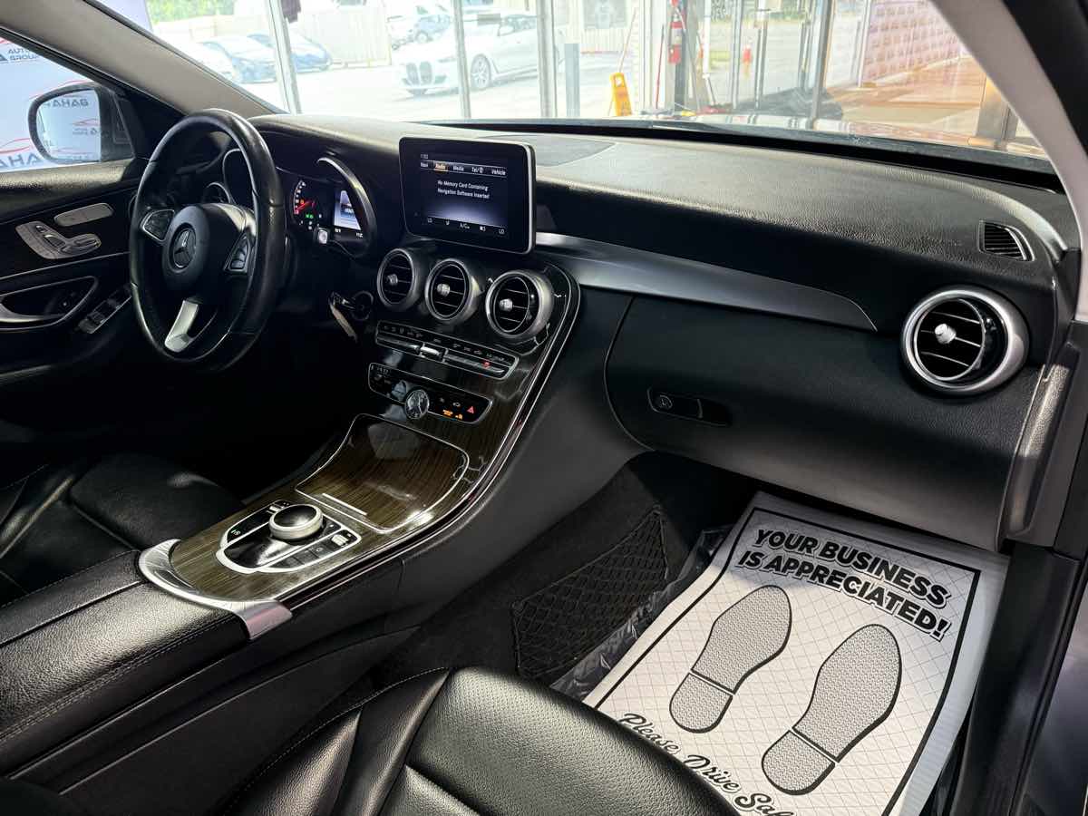 2017 Mercedes-Benz C-Class C300 - Photo 43