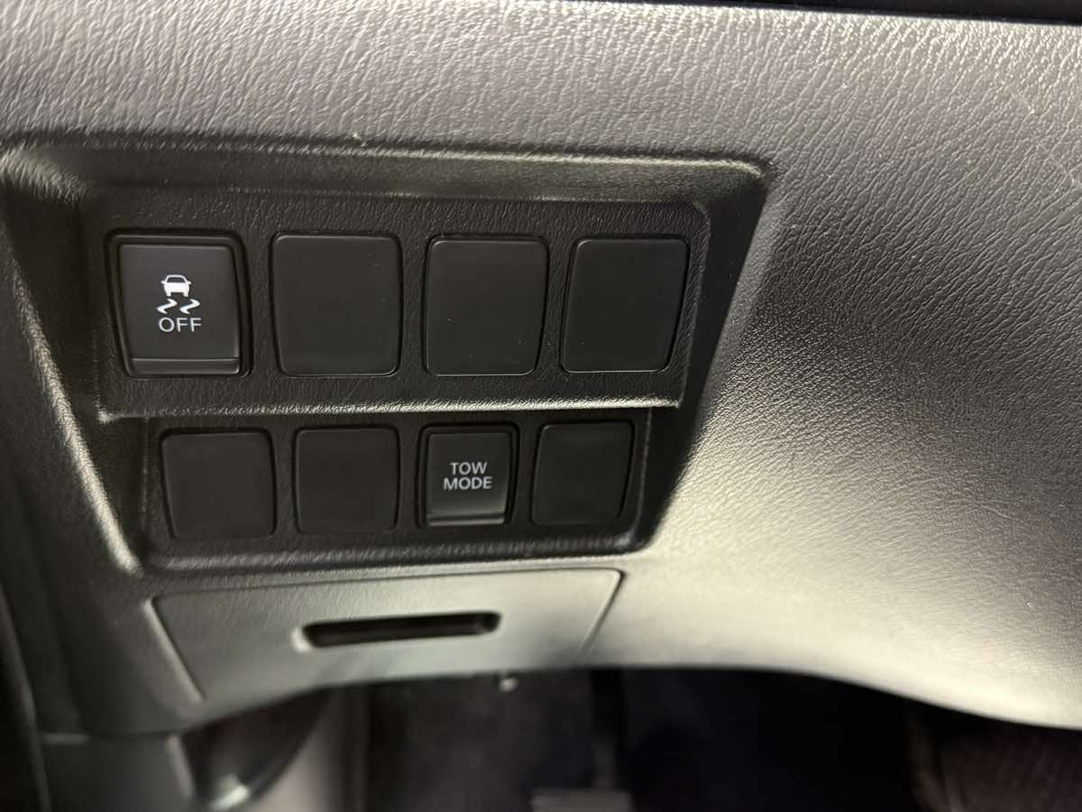 2020 Nissan Pathfinder S - Photo 19