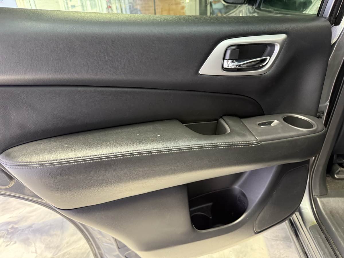2020 Nissan Pathfinder S - Photo 29