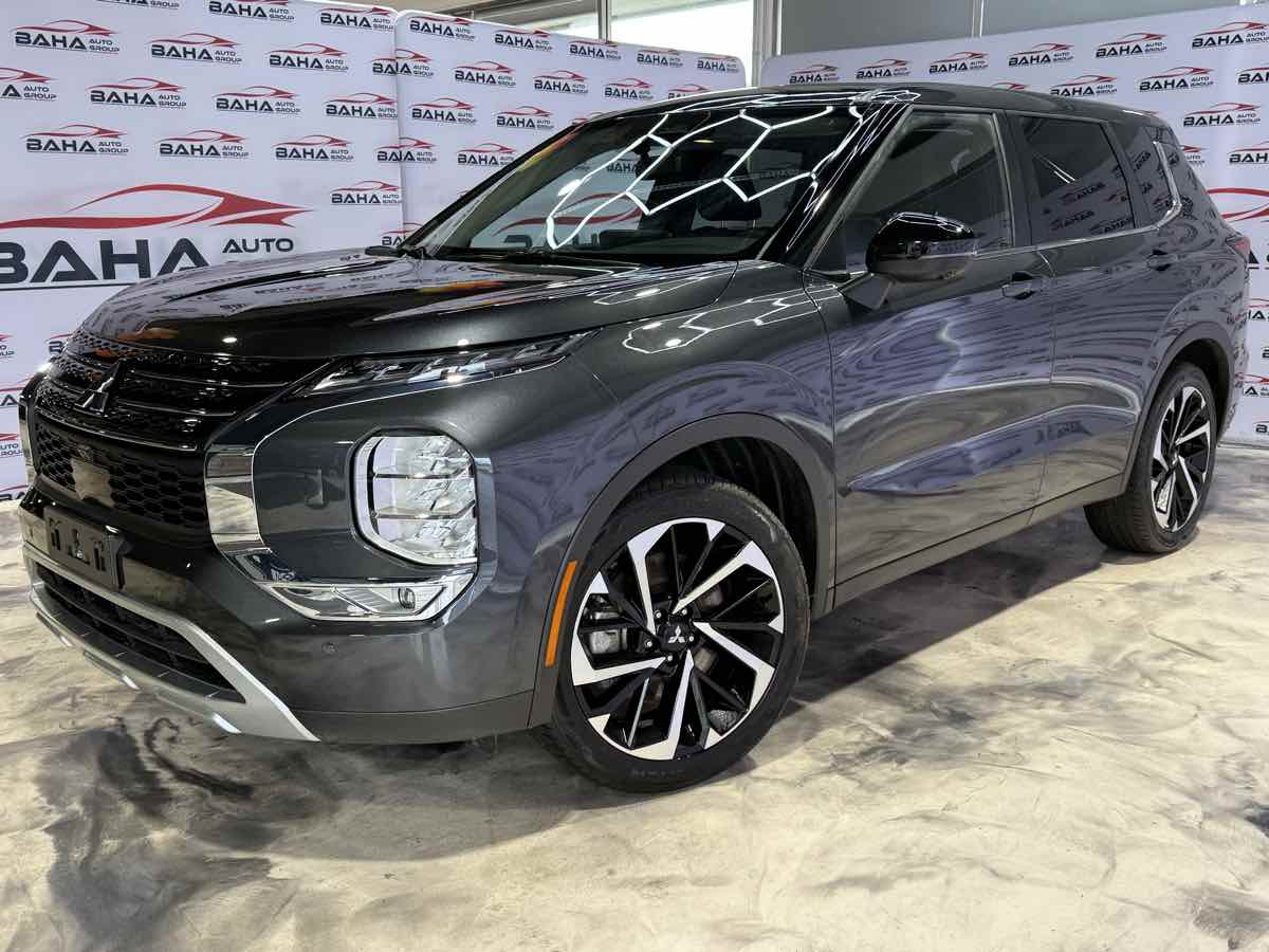 2024 Mitsubishi Outlander SE - Photo 3