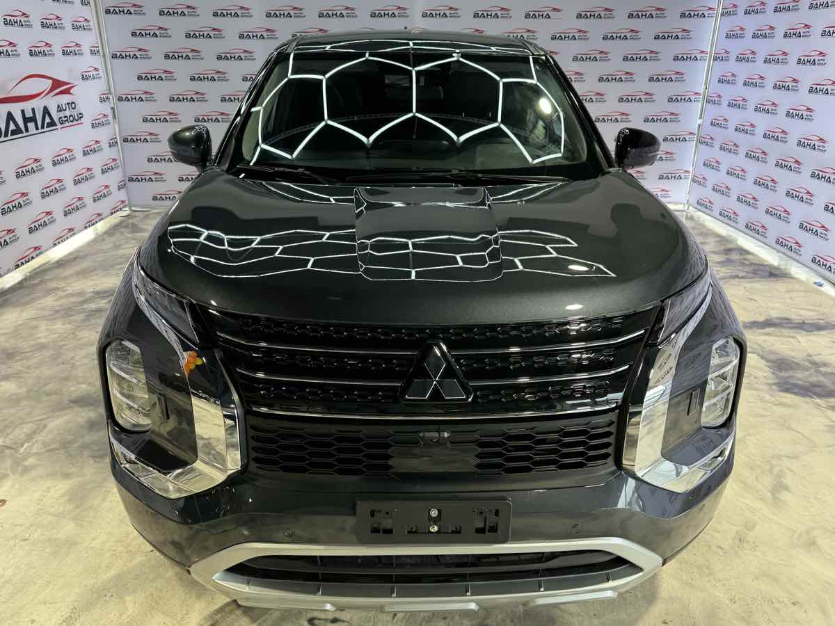 2024 Mitsubishi Outlander SE - Photo 5