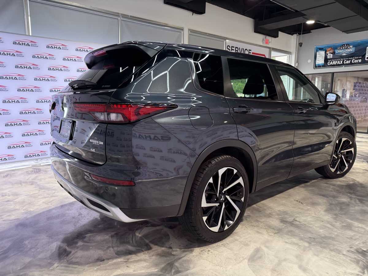 2024 Mitsubishi Outlander SE - Photo 9
