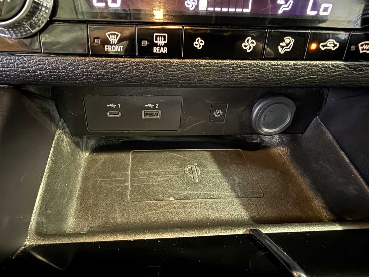 2024 Mitsubishi Outlander SE - Photo 24