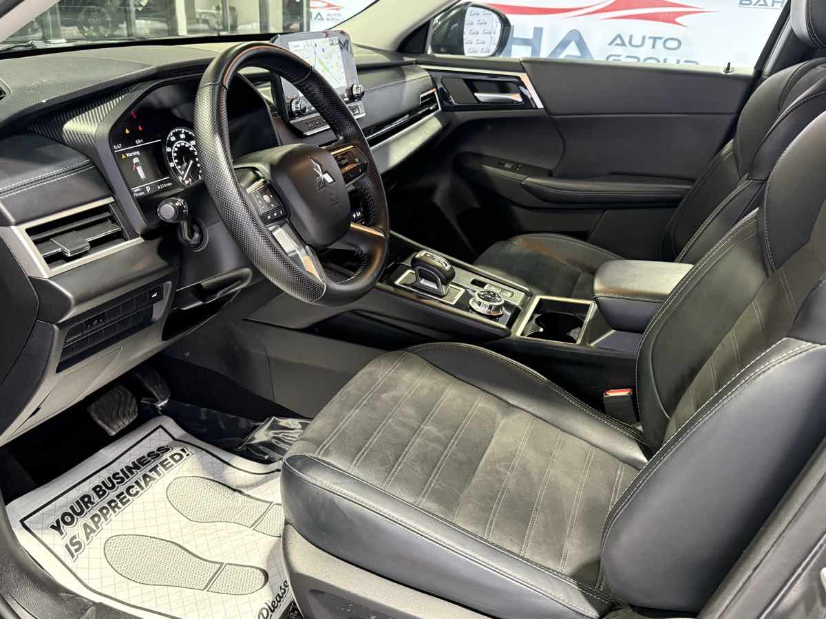 2024 Mitsubishi Outlander SE - Photo 29