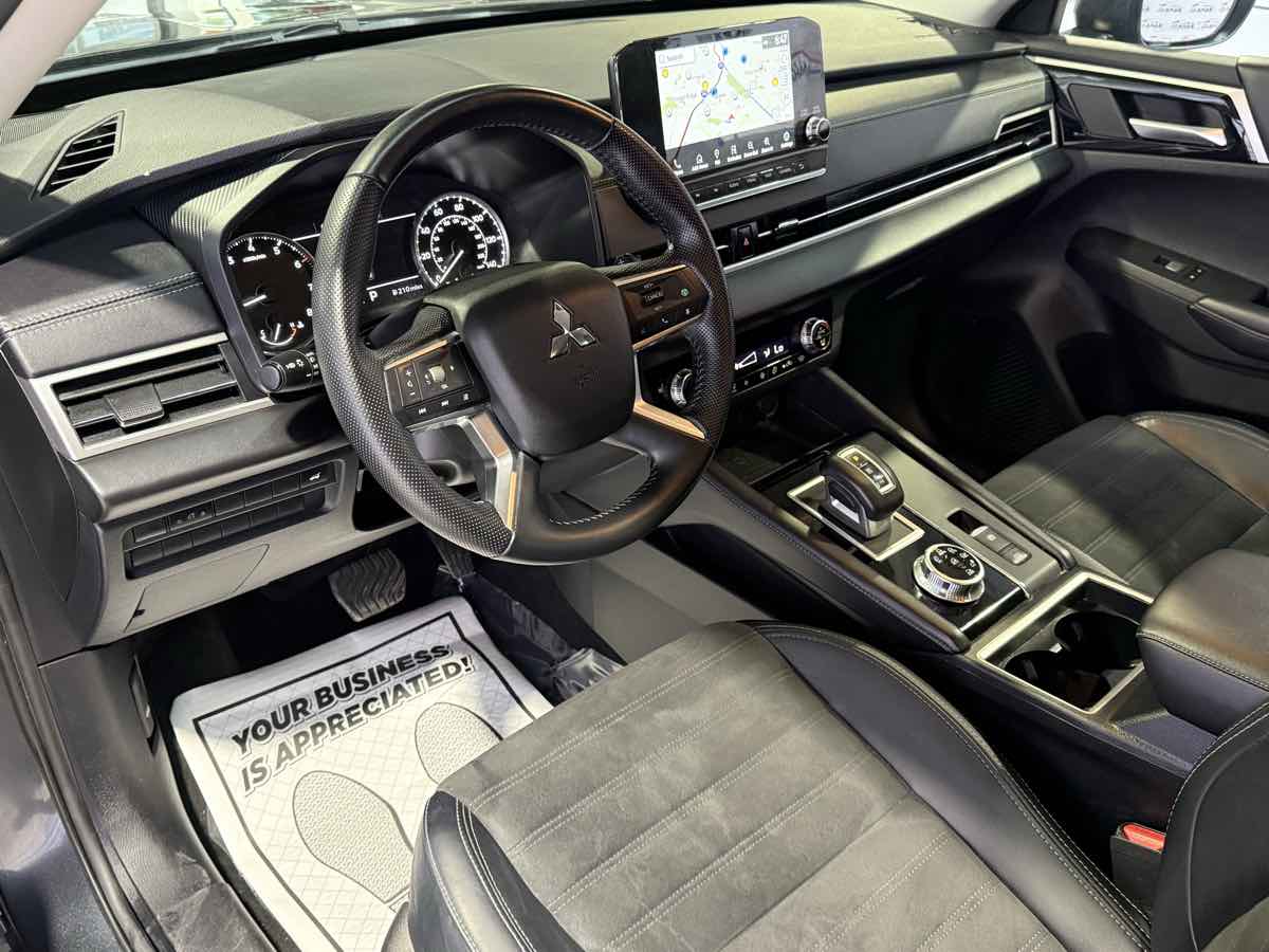 2024 Mitsubishi Outlander SE - Photo 33