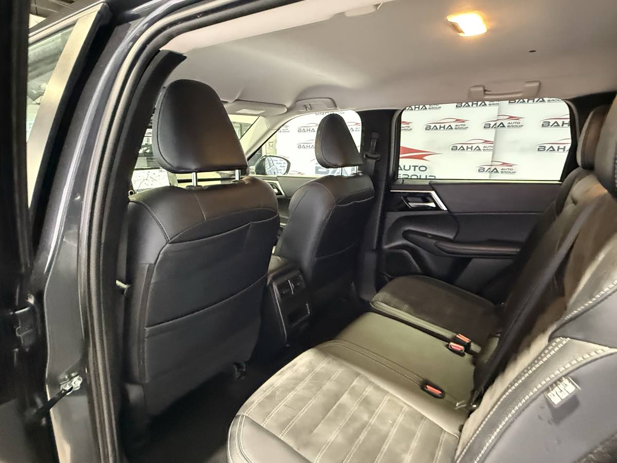 2024 Mitsubishi Outlander SE - Photo 37