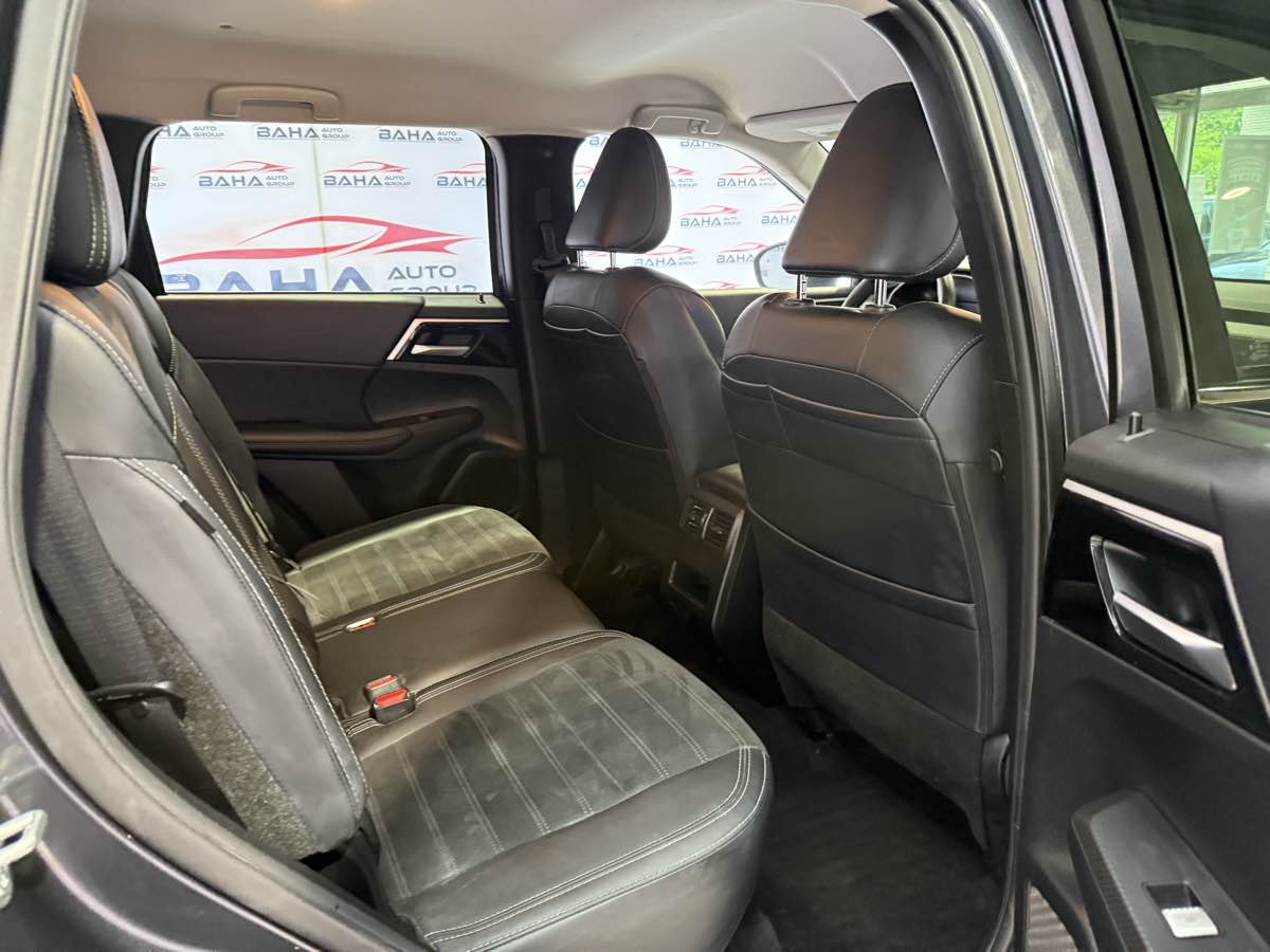 2024 Mitsubishi Outlander SE - Photo 47