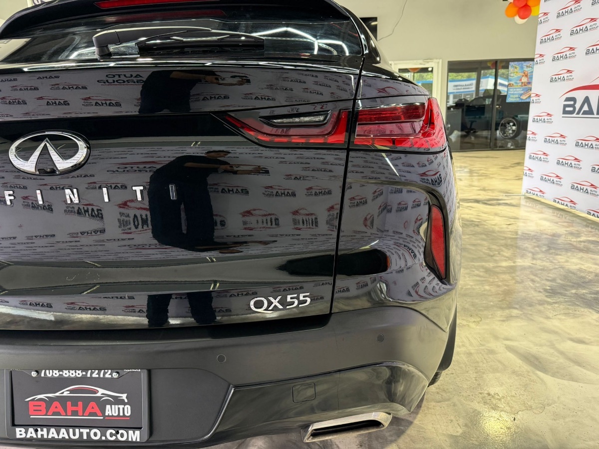 2025 INFINITI QX50 - Image 12