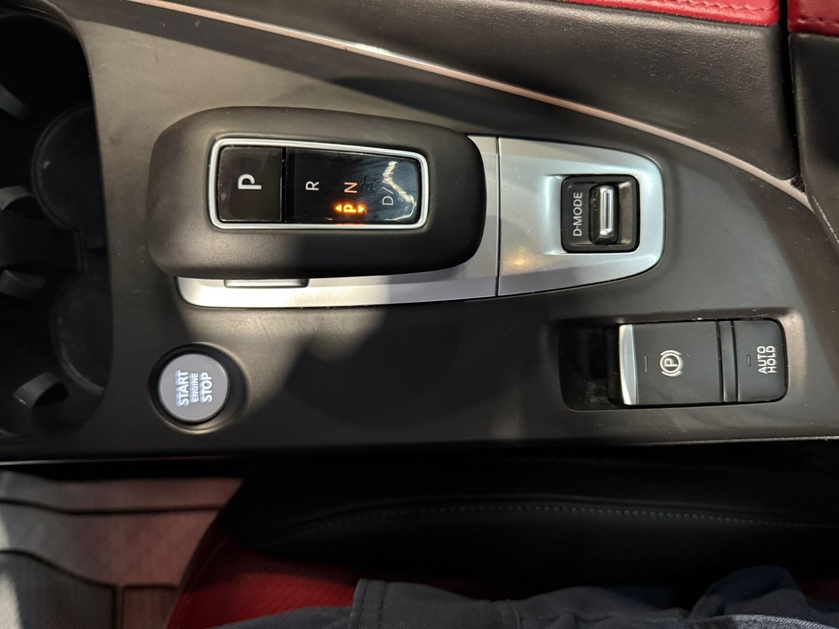 2025 INFINITI QX50 - Image 26