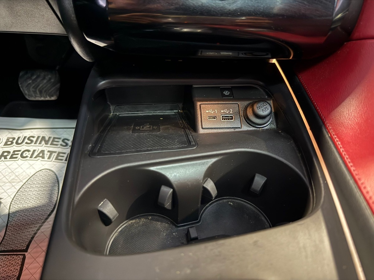 2025 INFINITI QX50 - Image 27