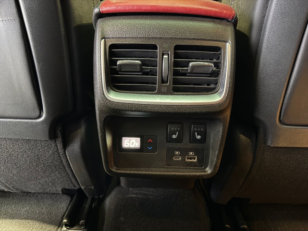 2025 INFINITI QX50 - Image 28