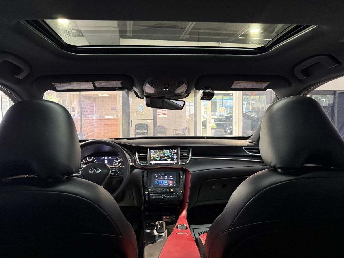 2025 INFINITI QX50 - Image 33