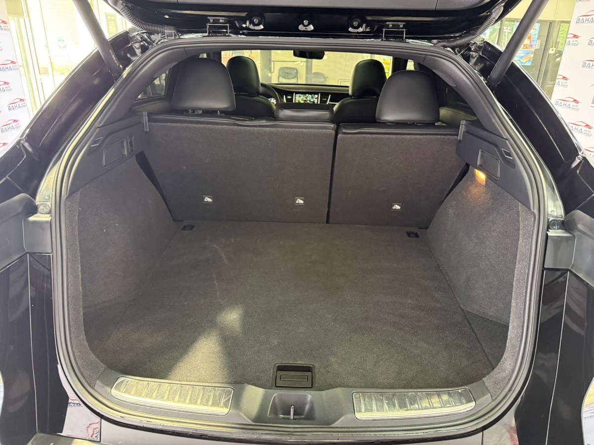 2025 INFINITI QX50 - Image 52