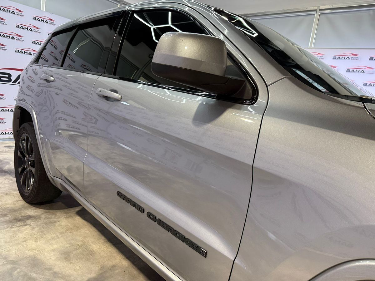 2020 JEEP GRAND CHEROKEE - Image 17