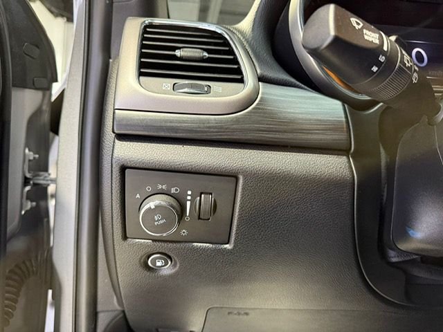 2020 JEEP GRAND CHEROKEE - Image 28