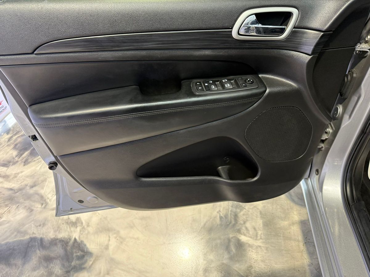 2020 JEEP GRAND CHEROKEE - Image 39