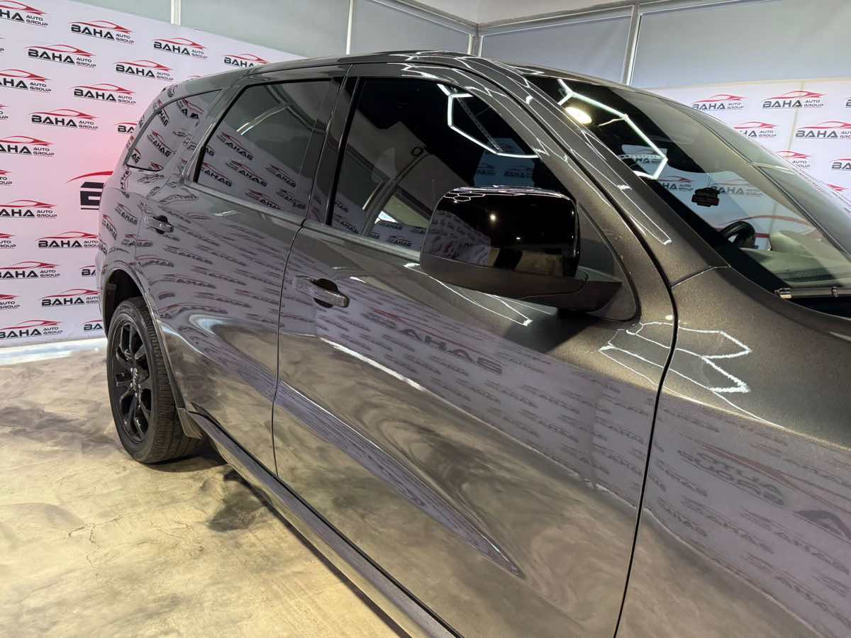 2020 Dodge Durango SXT Plus photo 2