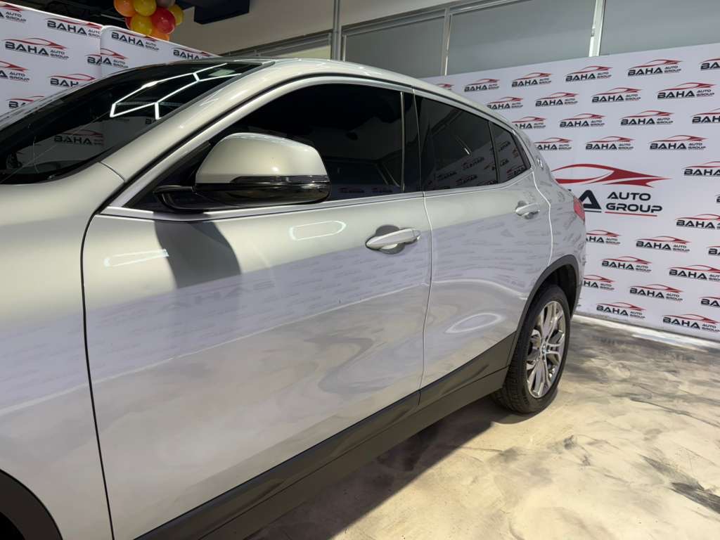 2020 Bmw X2 sDrive28i photo 4