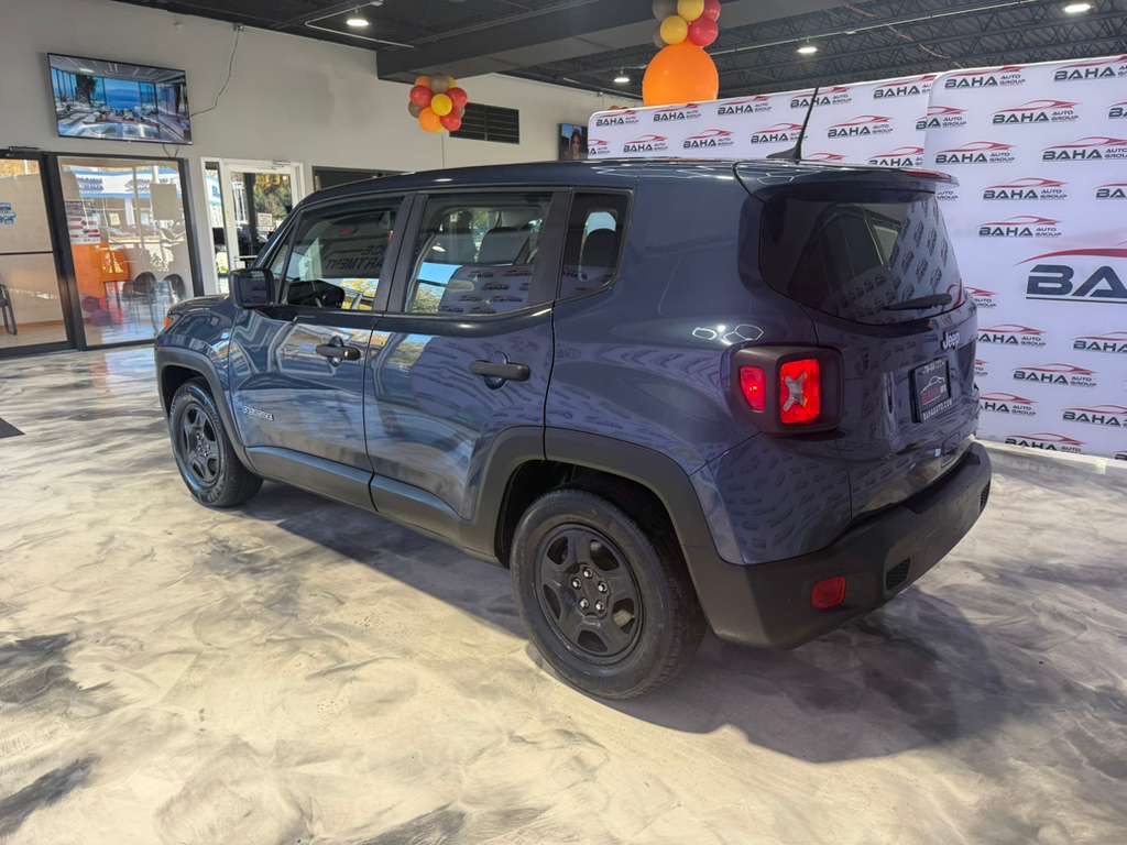 2021 JEEP RENEGADE - Image 11