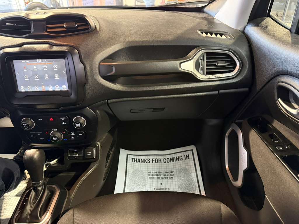 2021 JEEP RENEGADE - Image 21