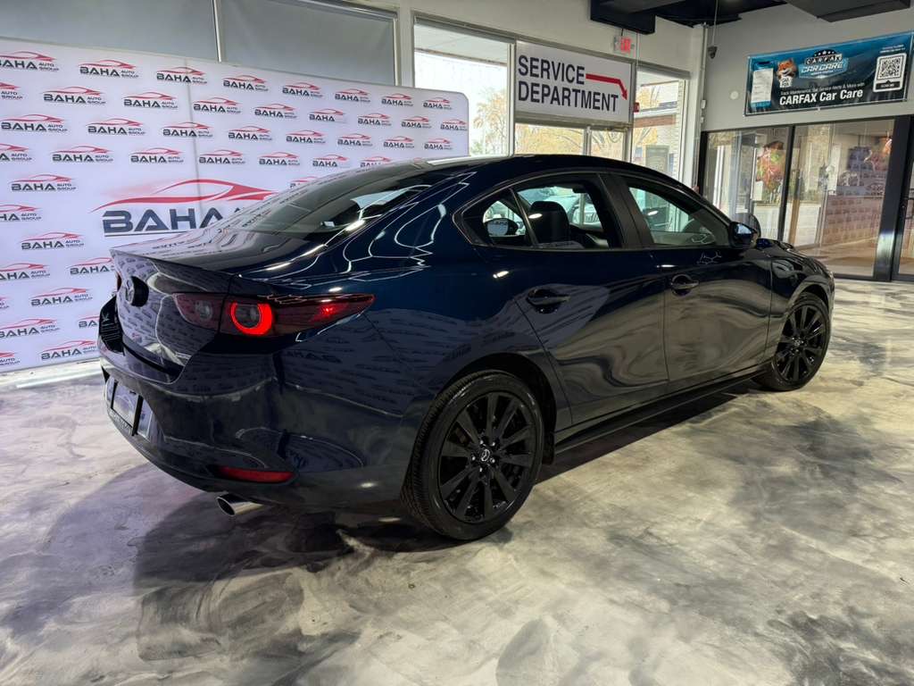 2025 MAZDA MAZDA3 - Image 8