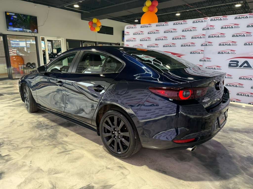 2025 MAZDA MAZDA3 - Image 10