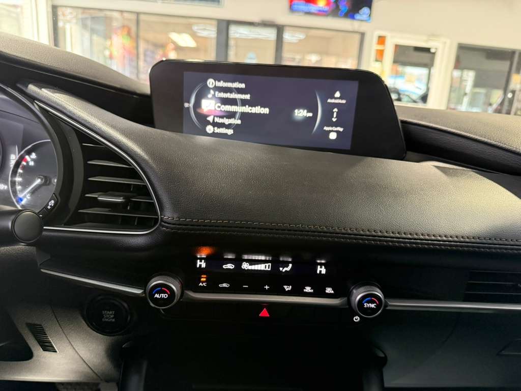 2025 MAZDA MAZDA3 - Image 16