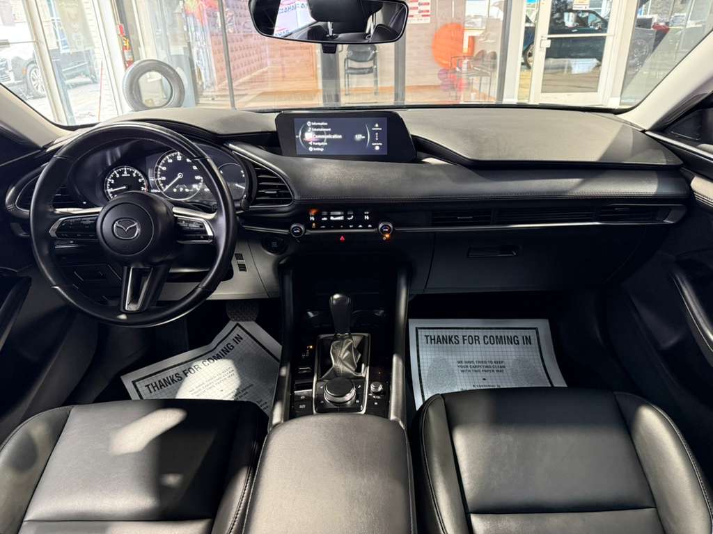 2025 MAZDA MAZDA3 - Image 25